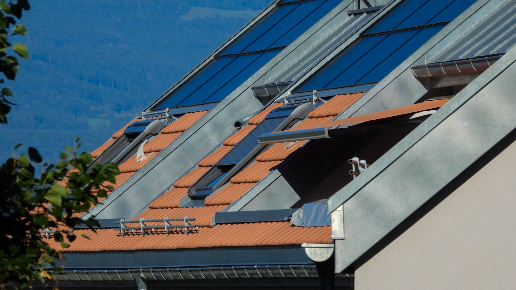 Installation des photovoltaïques à Bournens fait par Willy Toiture