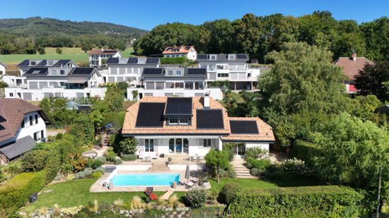 Rénovation énergétique de toiture à Genolier