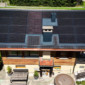Rénovation avec installation de panneaux solaires et de gouttières en cuivre