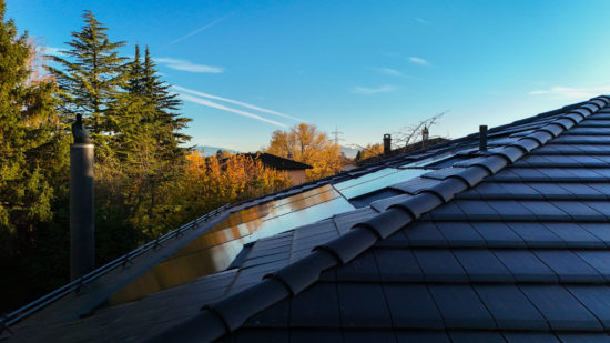 Rénovation d'un toit d'une maison à Founex