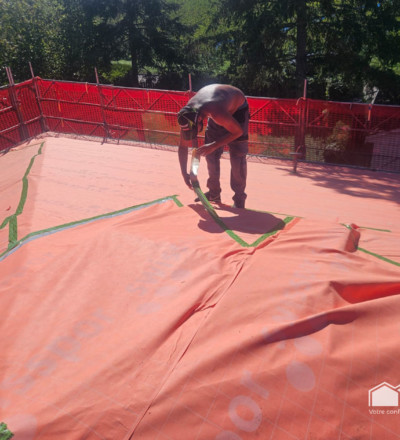 Installation du pare-vapeur en rénovation avec Willy Toiture
