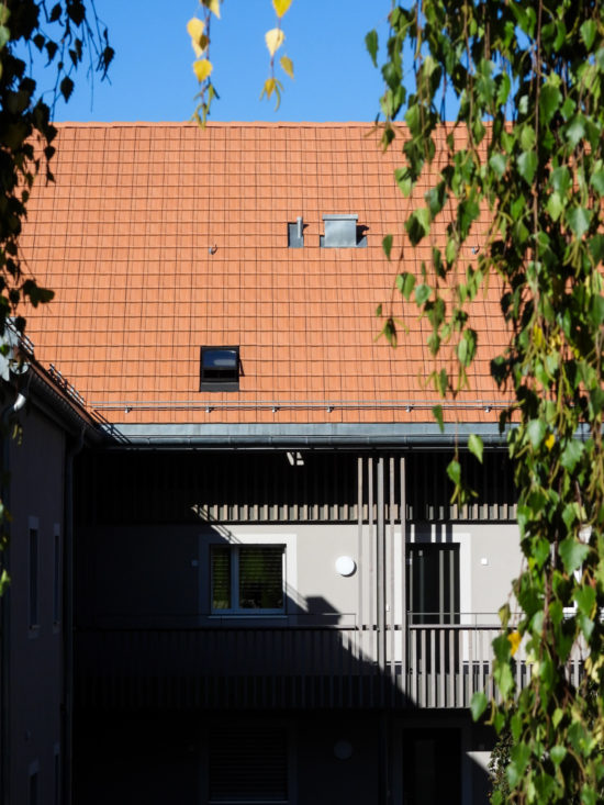 Construction du toit et de la gouttière à Bournens
