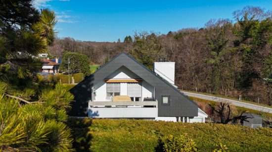 Rénovation du pignon, de la ferblanterie et des tuiles - Toiture Willy SA