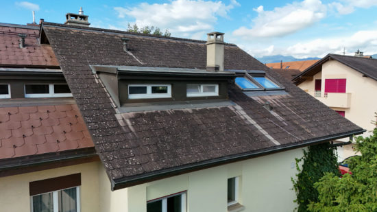 Maison avant réalisation de la toiture et de la ferblanterie